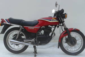 Honda cb 250 rs valuto transit mk3