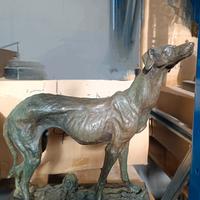 levriero in bronzo 