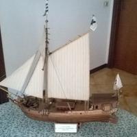 Modello in scala 1:50 modello "Yacht d'Oro"