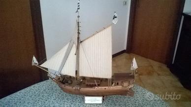 Modello in scala 1:50 modello "Yacht d'Oro"