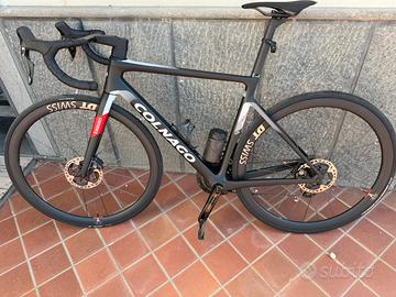 Telaio Colnago V4RS colore uae emirates 48.5