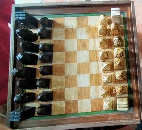 Gioco scacchi anni 70. Replica scacchi tipo Lewis 