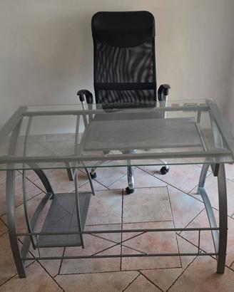 scrivania più sedia