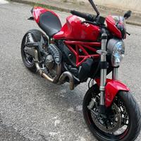 Ducati monster 821