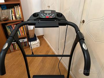 Tapis roulant nero marca YM