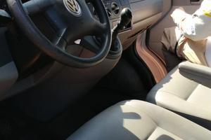 Wolkswagen furgone trasporter