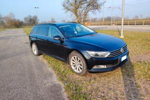 Volkswagen Passat mod. 2016 120cv