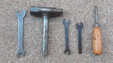 Vespa 200 Rally attrezzi Originali