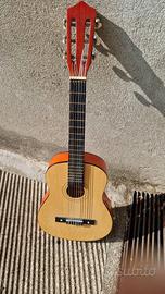 Chitarra bontempi per ragazzo