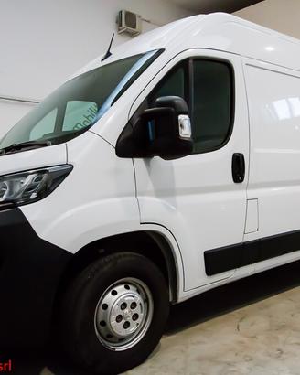Peugeot Boxer 335 L3H2 2.2 BlueHDi 140cv S&S