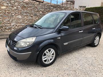 Renault scenic