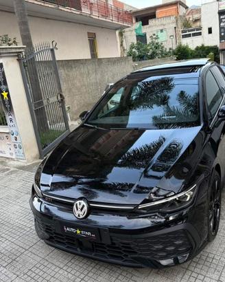 Volkswagen Golf 8.5 GTI 2.0 TSI 265CV
