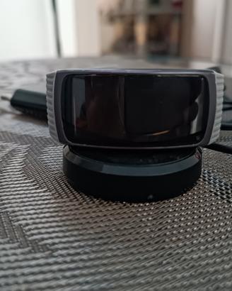 Orologio sia maschile che femminile.