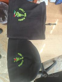 berretto e scaldacollo ricamato vigili del fuoco 