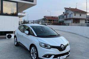 Renault Scenic Scénic dCi 8V 110 CV EDC Energy Bus
