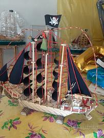 VELIERO UNICO ARTIGIANALE COSTRUITO CON FIAMMIFERI