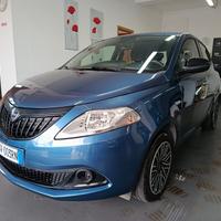Lancia Ypsilon 1.0 FireFly 5 porte S&S Hybrid Gold