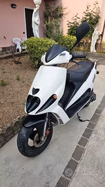 Malaguti Phantom f12 50cc