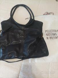 borsa Bayside in vera pelle lavata e tinta in capo