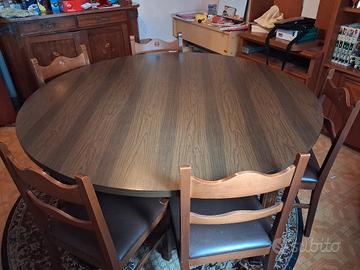 tavolo rotondo legno con 8 sedie