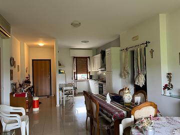 Appartamento con orto