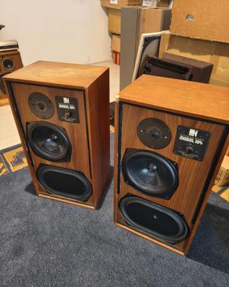 kef 104 prima serie  salve come da titolo