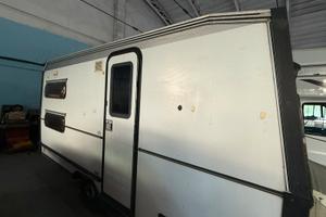 Caravan laika 1984