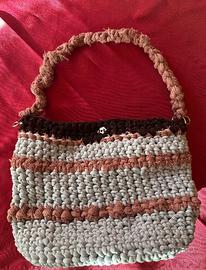 Borsa in fettuccia con fondo rigido multicolor