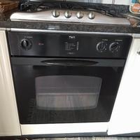 Forno a incasso Rex nero.