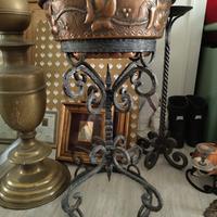 Porta vaso ferro e rame decorato alto 70 pesante