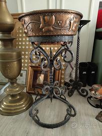 Porta vaso ferro e rame decorato alto 70 pesante