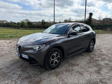 Alfa Romeo Stelvio 2.2 Turbodiesel 210 CV AT8 Q4 E
