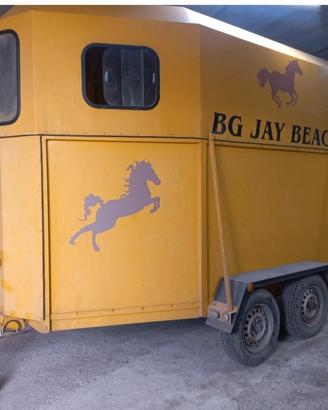 trailer trasporto cavalli