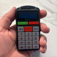 Telefono cellulare per anziani