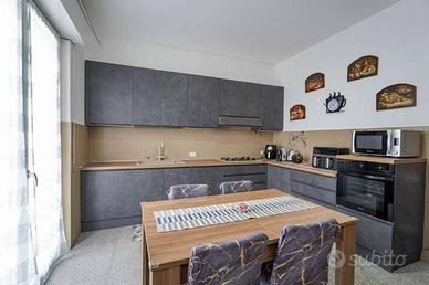 Villa di 270 m² con più di 5 locali a Sotto il Mon