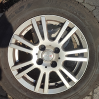 Cerchi in lega da 14 con gomme