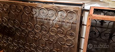 2 copricaloriferi in ferro "lavorati"