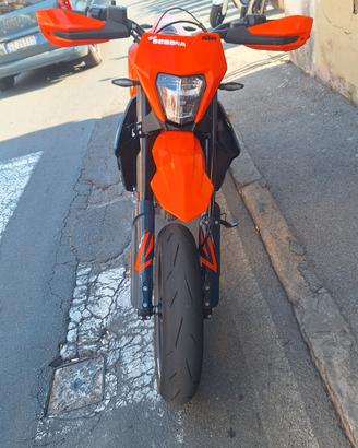 Ktm 690 SMC 2026