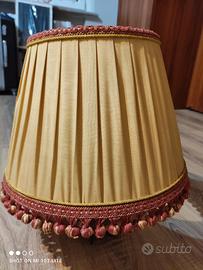 Paralume classico realizzato a mano