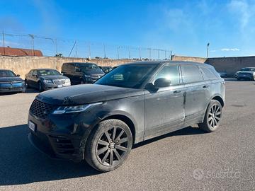 Range Rover Velar 2.0d i4 R-Dynamic 240cv MOTORE R