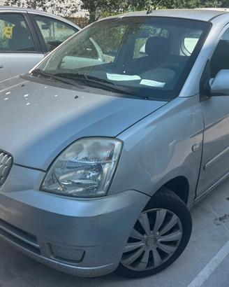 KIA PICANTO per ricambi usati