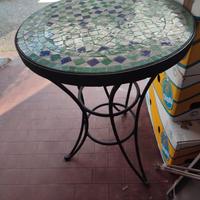 Tavolino da giardino