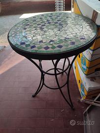 Tavolino da giardino