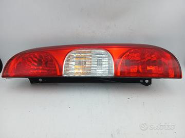 Fanale post dx FIAT DOBLO '05