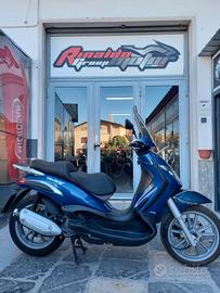 Piaggio Beverly 250