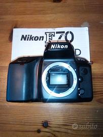 NIKON F 70 FOTOCAMERA REFLEX A PELLICOLA