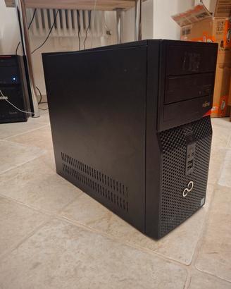 Tower PC Fujitsu Esprimo P556
