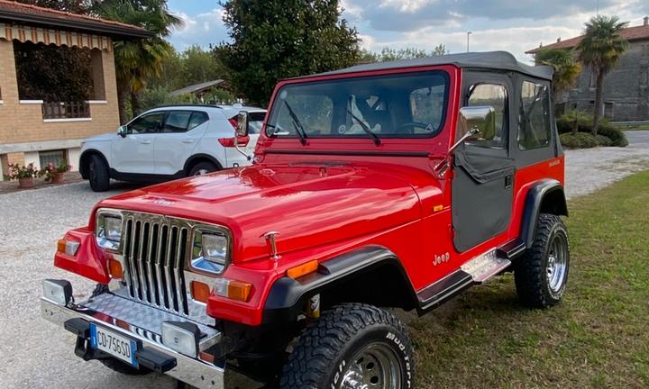 Jeep wrangler 2.5 ASI soft top 4x4