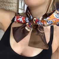Foulard louis vuitton