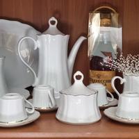 servizio di porcellana oro zecchino e cristallo 